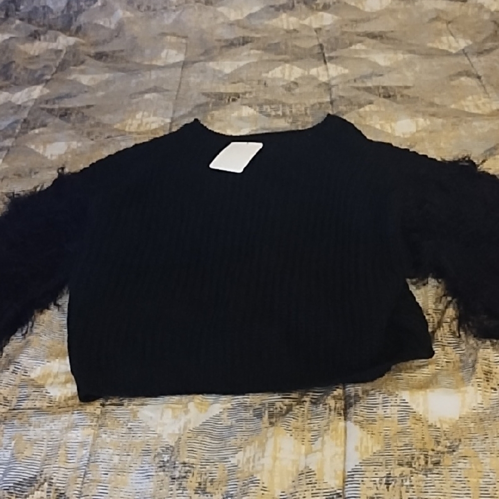 Promesa Black Knit Top